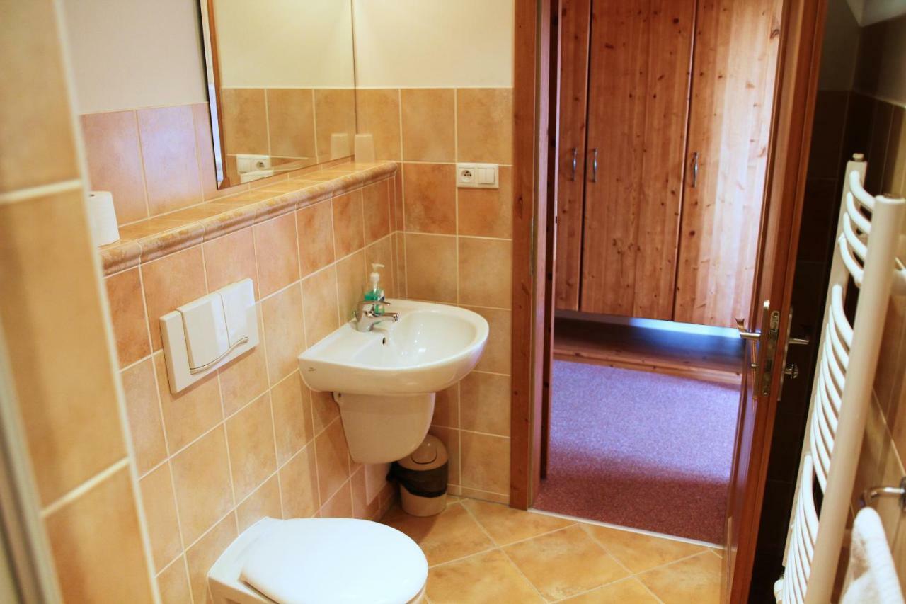 Schneeberg Apartmany Boží Dar Buitenkant foto