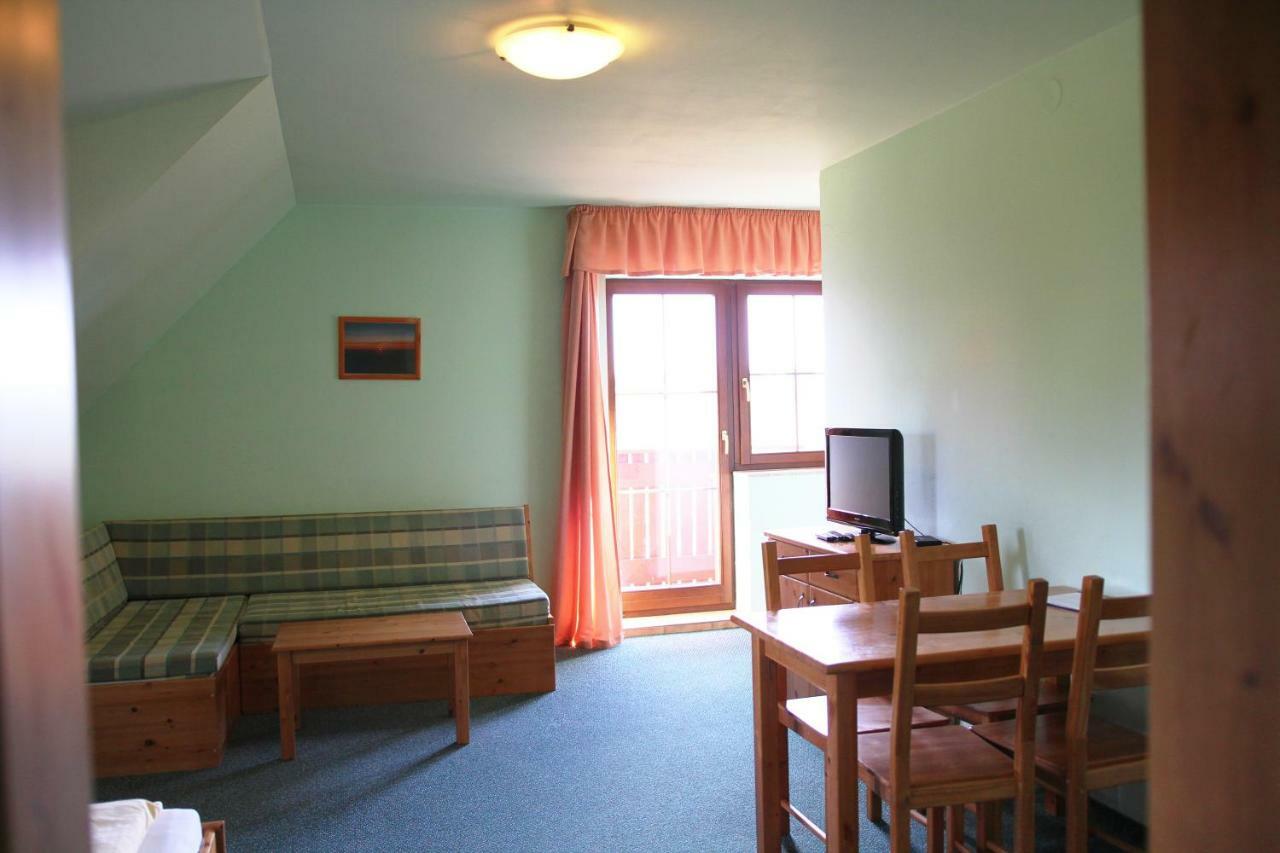 Schneeberg Apartmany Boží Dar Buitenkant foto